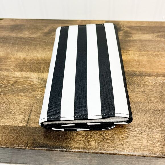 Kut From The Kloth Slim Striped Wallet NEW Vegan Leather FabFitFun Black & White - Picture 6 of 7